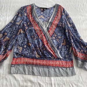 BCBG Maxaziria flowy blouse. Gorgeous pattern with Boho vibe. Size Small/Medium